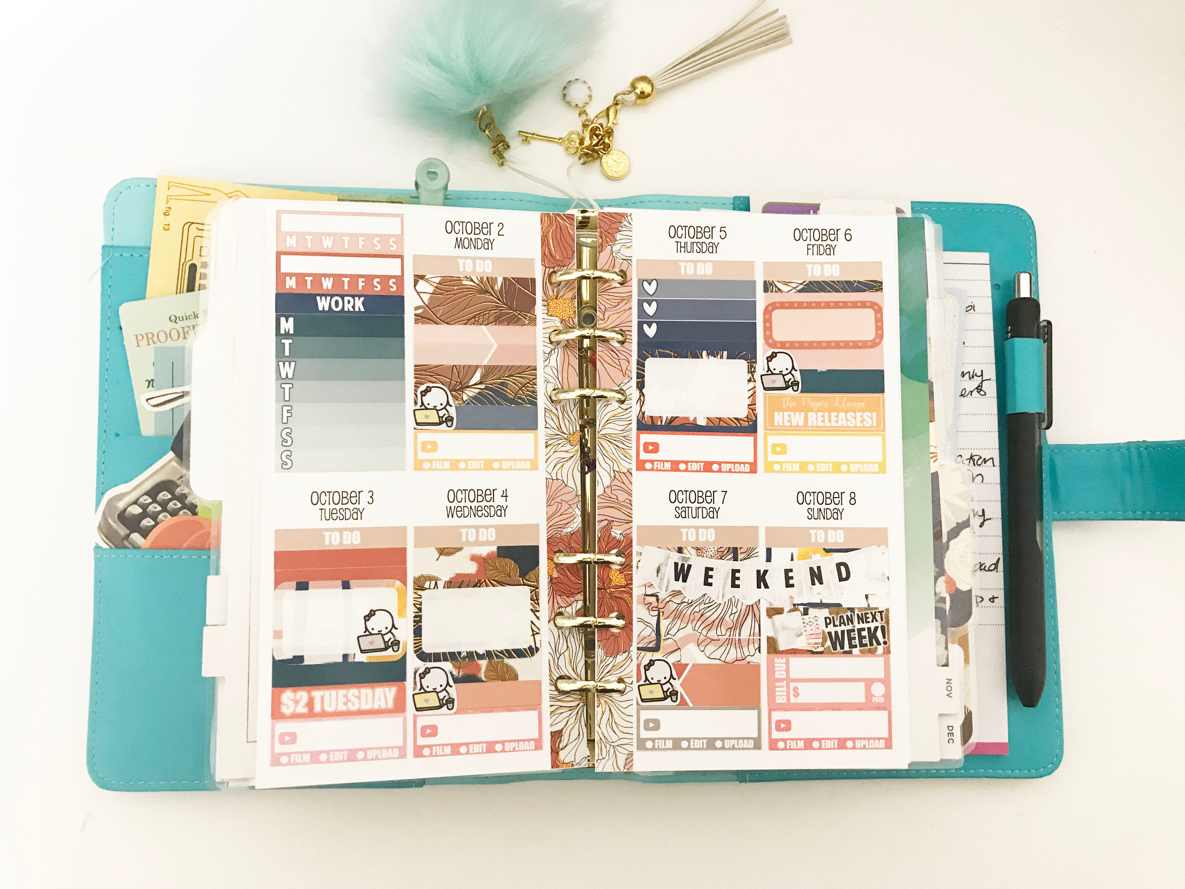 Planner Girl Interview: The Paper Llama Kelli Ramirez | by Lindsey ...