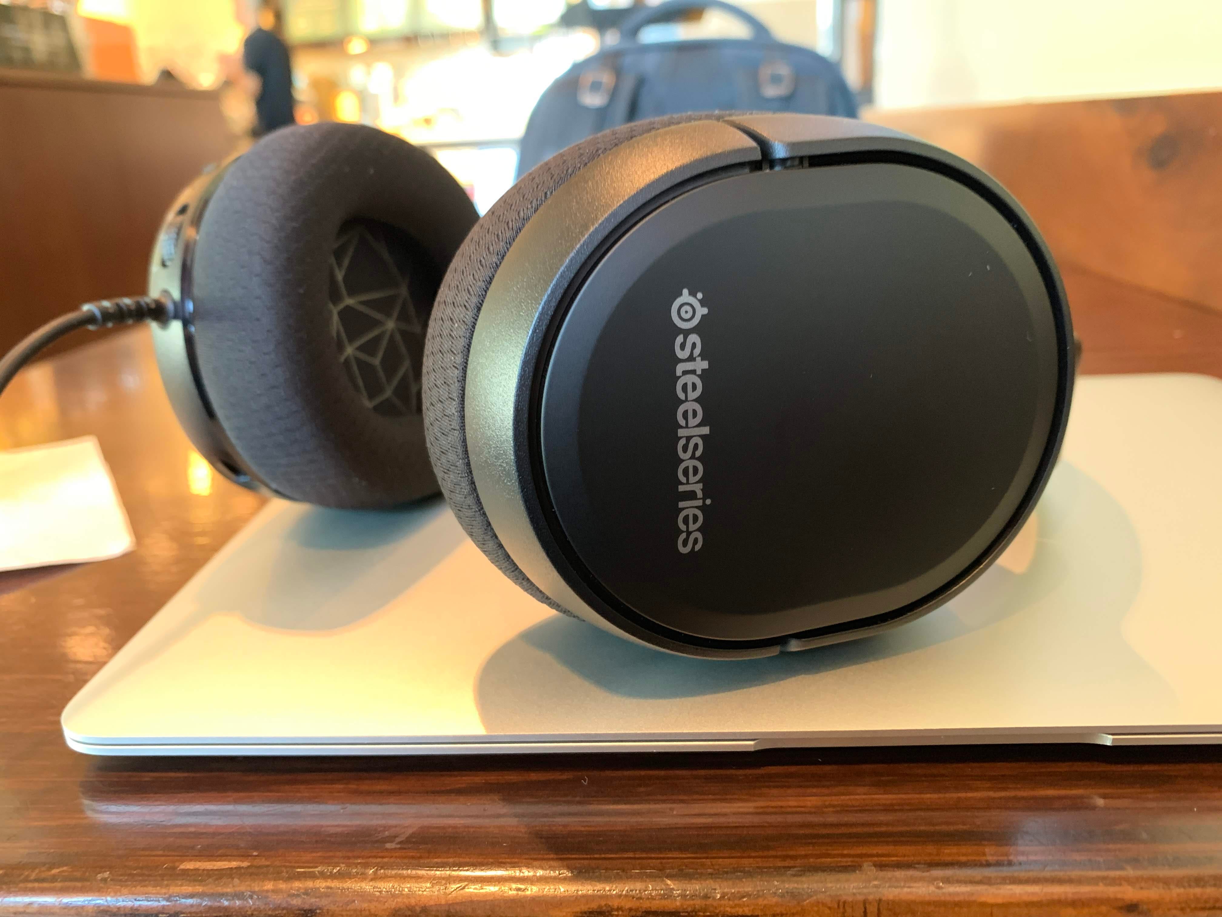 Steelseries Arctis 1 Budget Gaming Headset Review By Alex Rowe Medium
