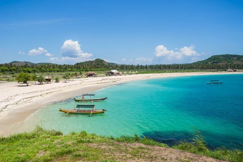 Pantai Tanung Aan Shita Rosita Medium