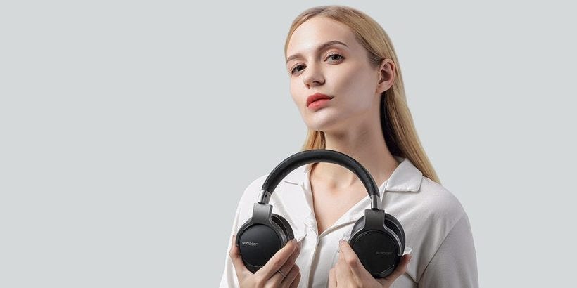 Noise Cancelling Wireless Headphones