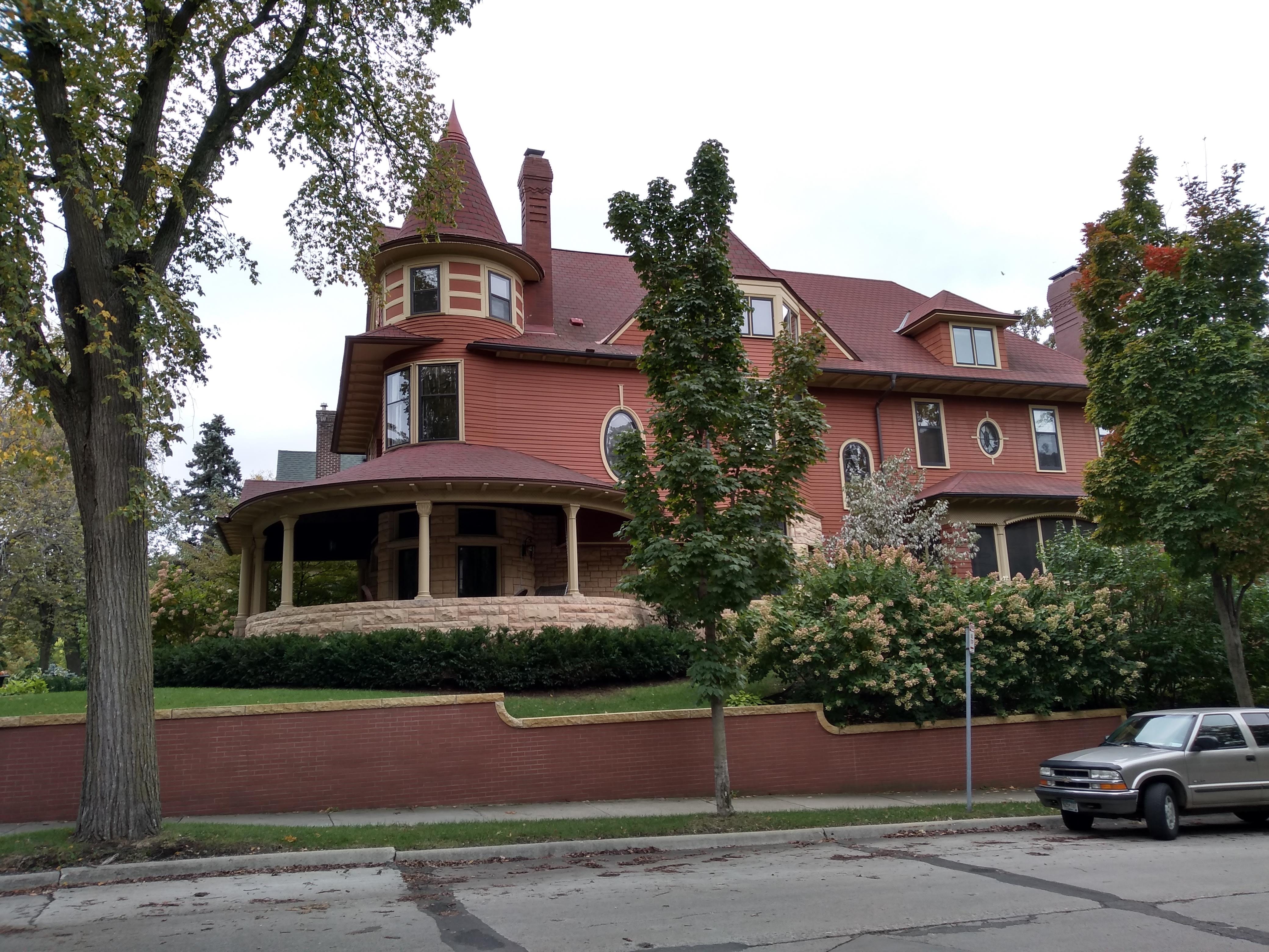 Kenwood. Minneapolis’s Kenwood neighborhood is… by Max Hailperin All of Minneapolis