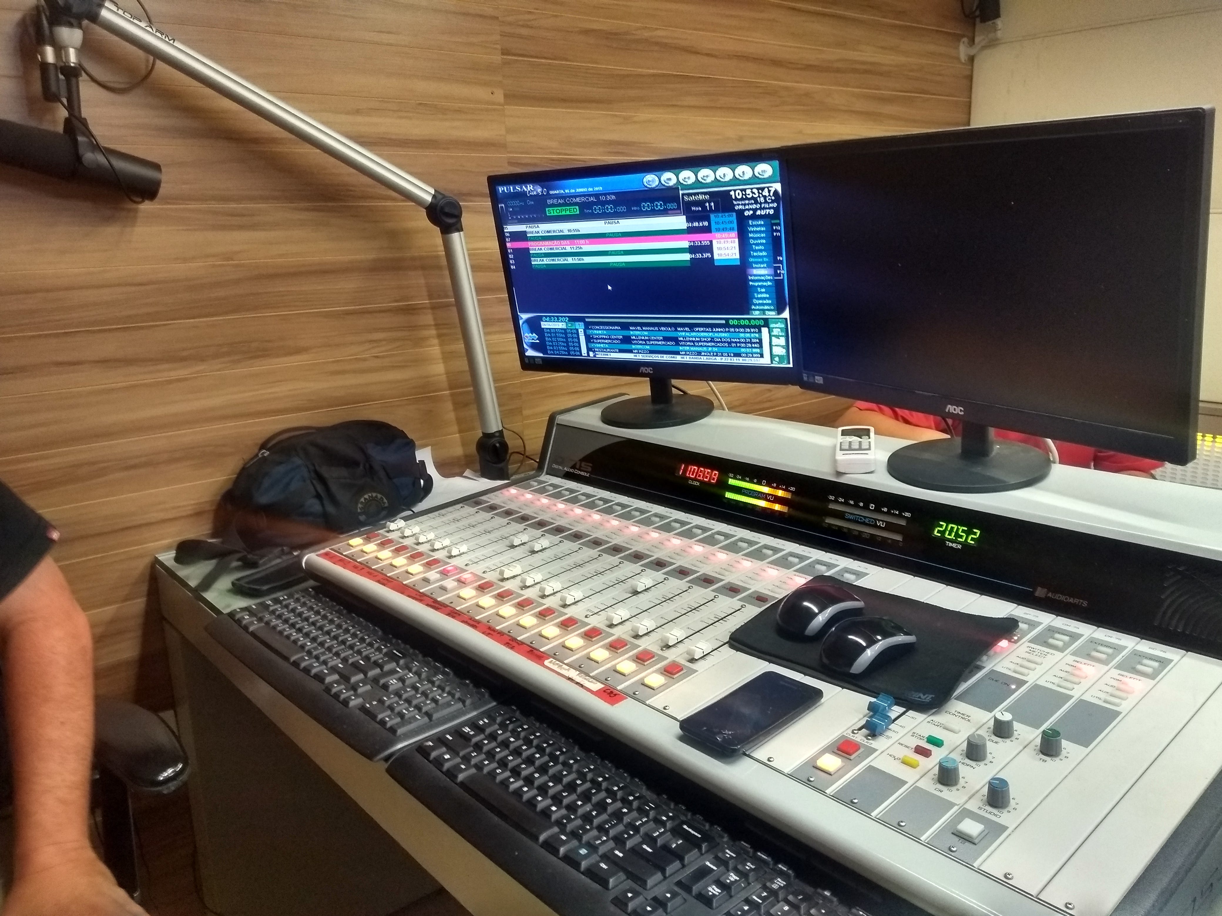 Visita técnica a rádio Jovem Pan FM Manaus by Cenário Amazônico Medium