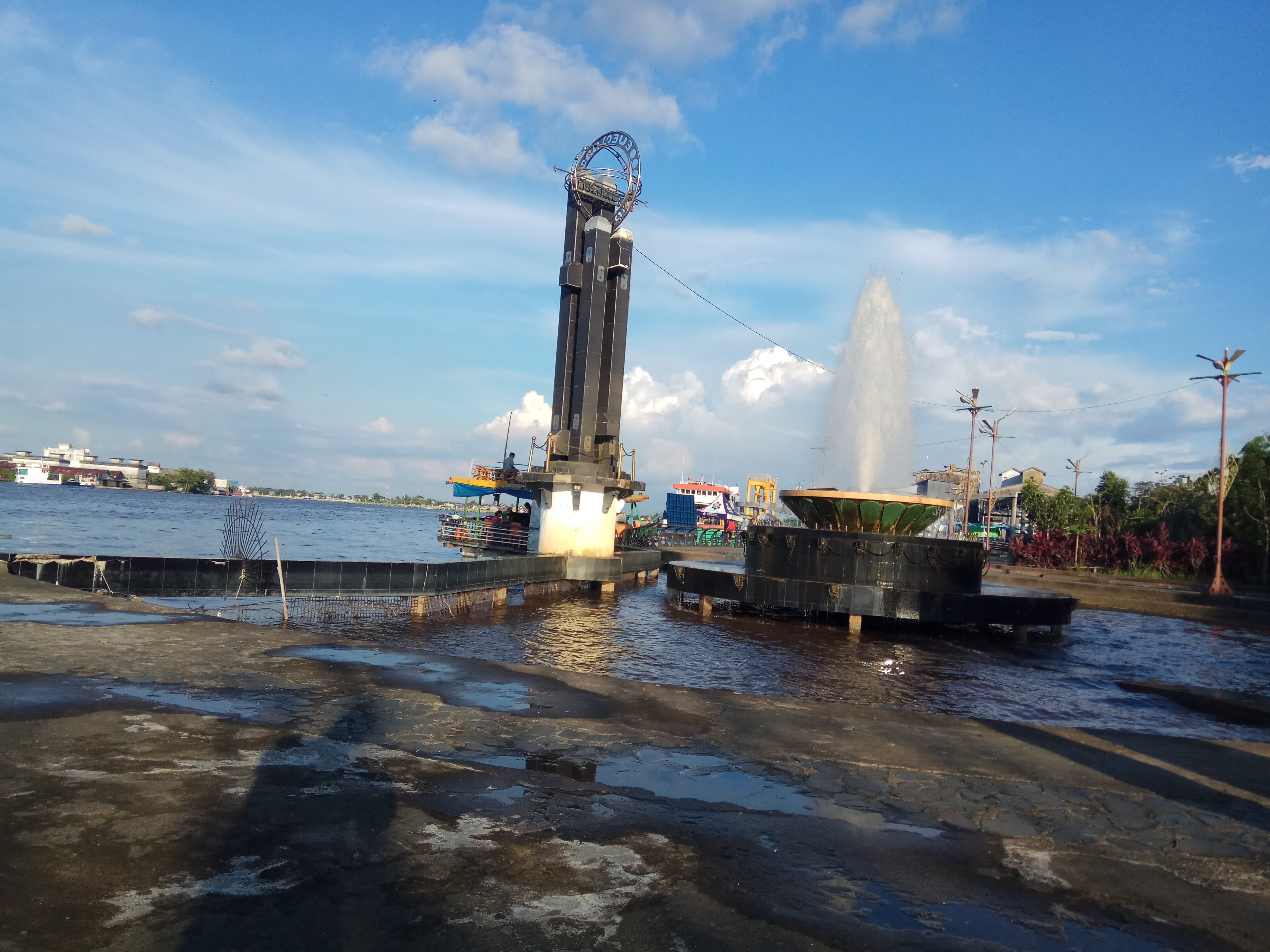 Wisata Taman Alun Kapuas Pontianak Nabila Trans Rental