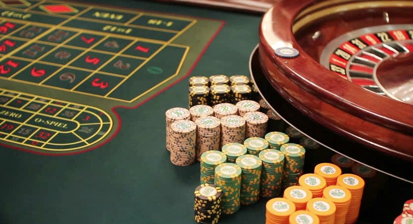 Why Online Gambling And Slots Is So Convenient Jenny Fernando