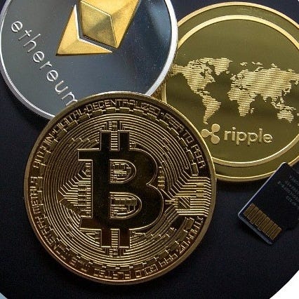 Is Cryptocurrency A Digital Currency And Vice Versa? / One-Third of Small Businesses Accept Cryptocurrency | HSB : Essentially, cryptocurrencies are limited entries in a database that no.