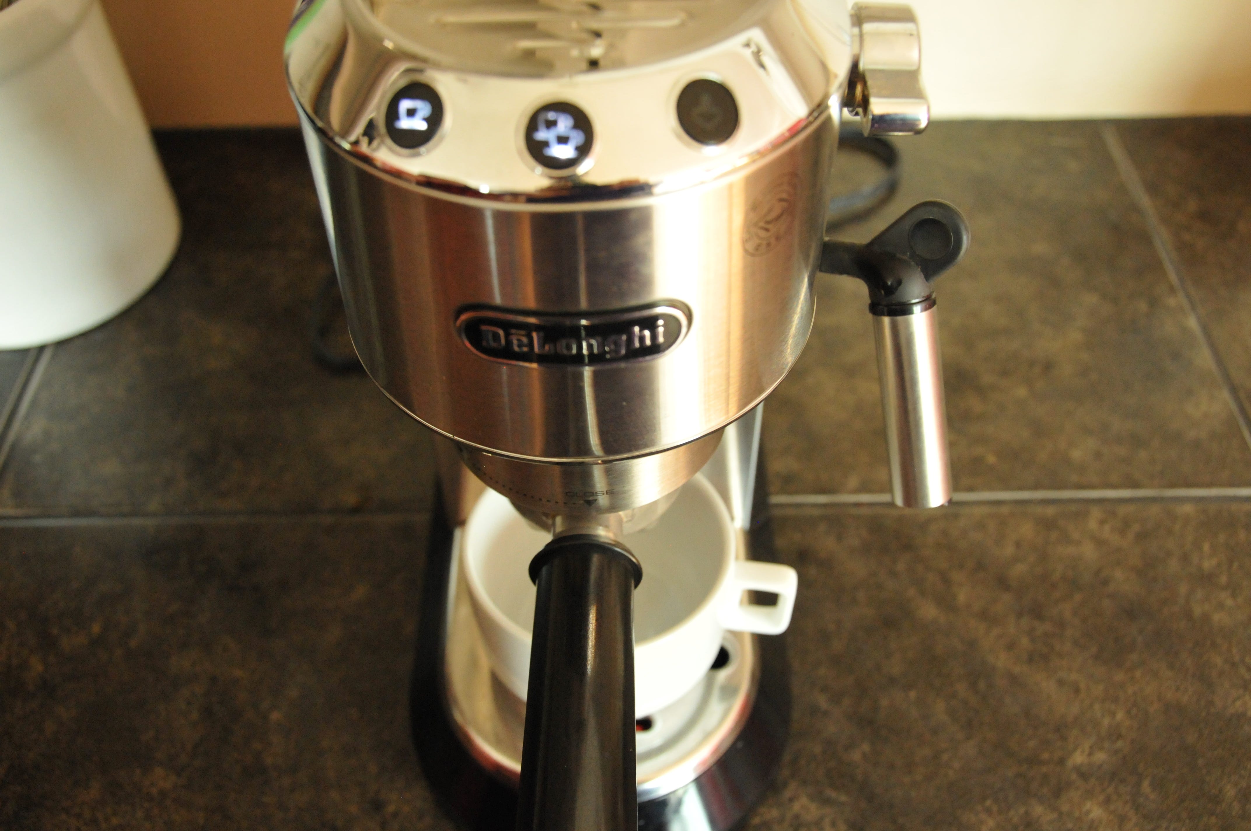 The Perfect Espresso Machine For Your Home And How To Use It By Katielentz45 Medium