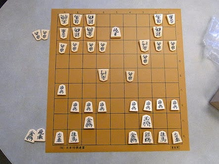 新しい将棋の形 9マス将棋ってどんなもの By ぎんときくん Medium