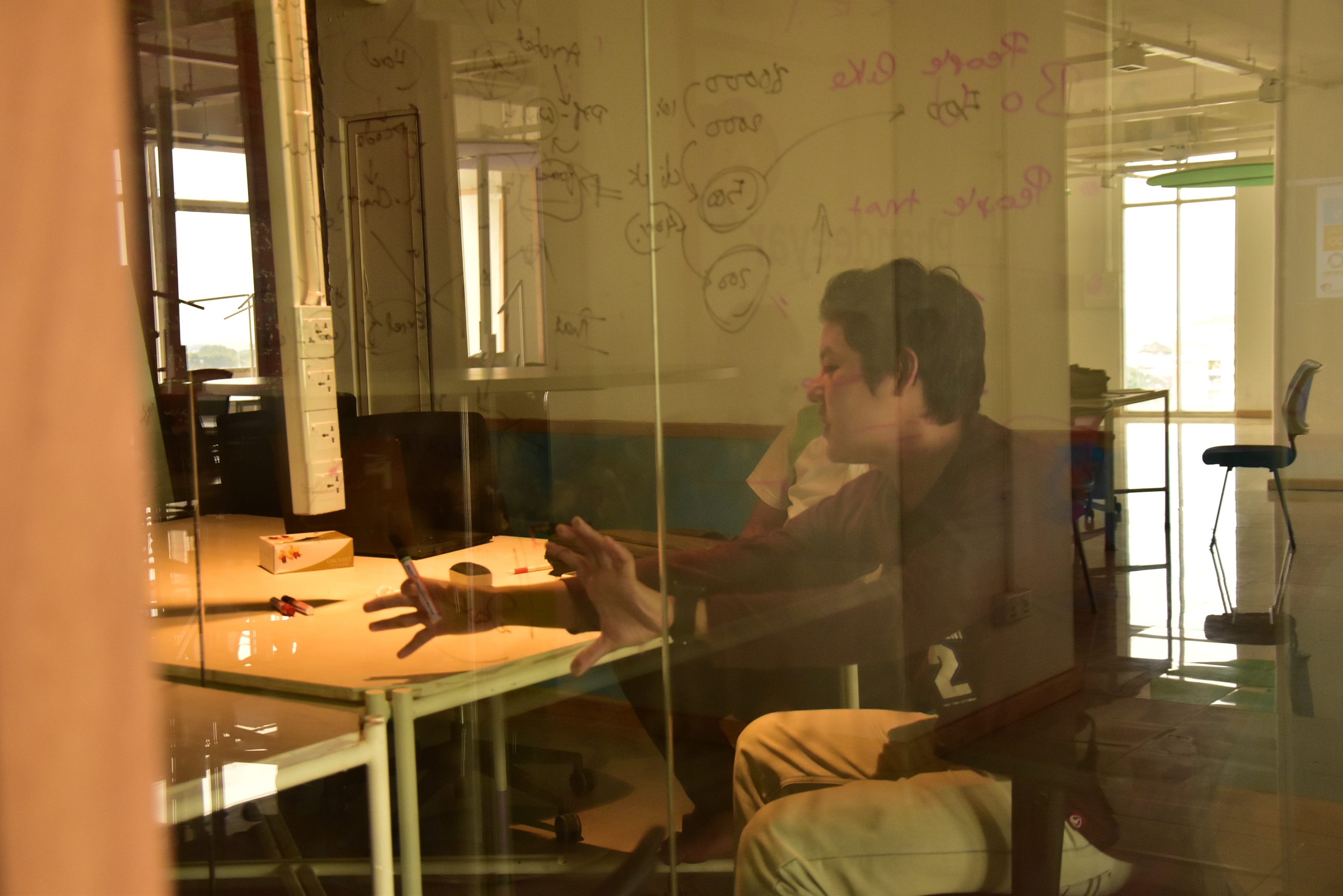 Léa Suter – Medium