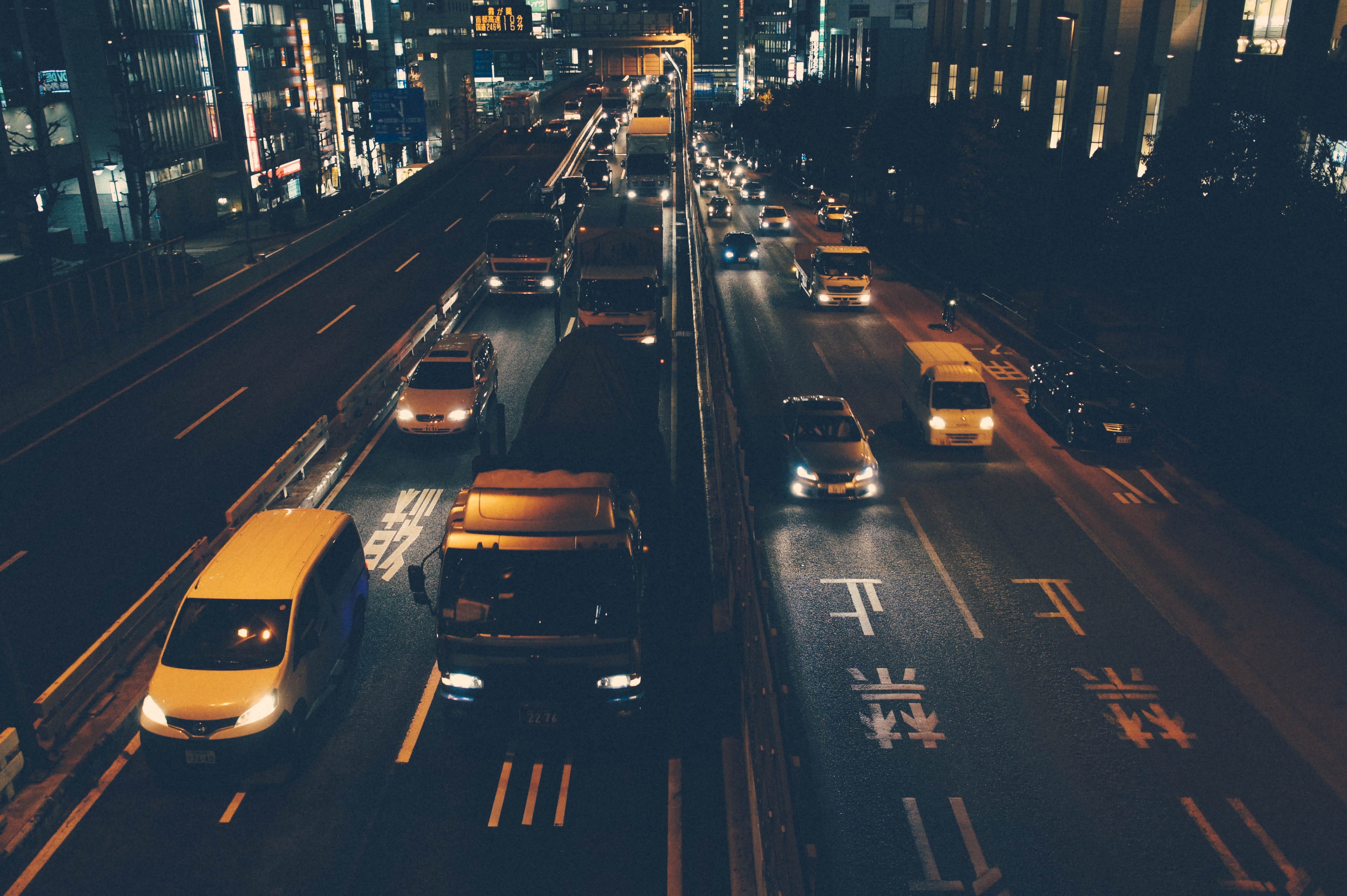 不塞車 就給糖 Nexco中日本高速道路的黃金週塞車對策 黃金周 日本一般簡稱gw 的塞車 渋滞 是日本每年四月底長假的國家級問題 By Robert Hsu 雜談通信