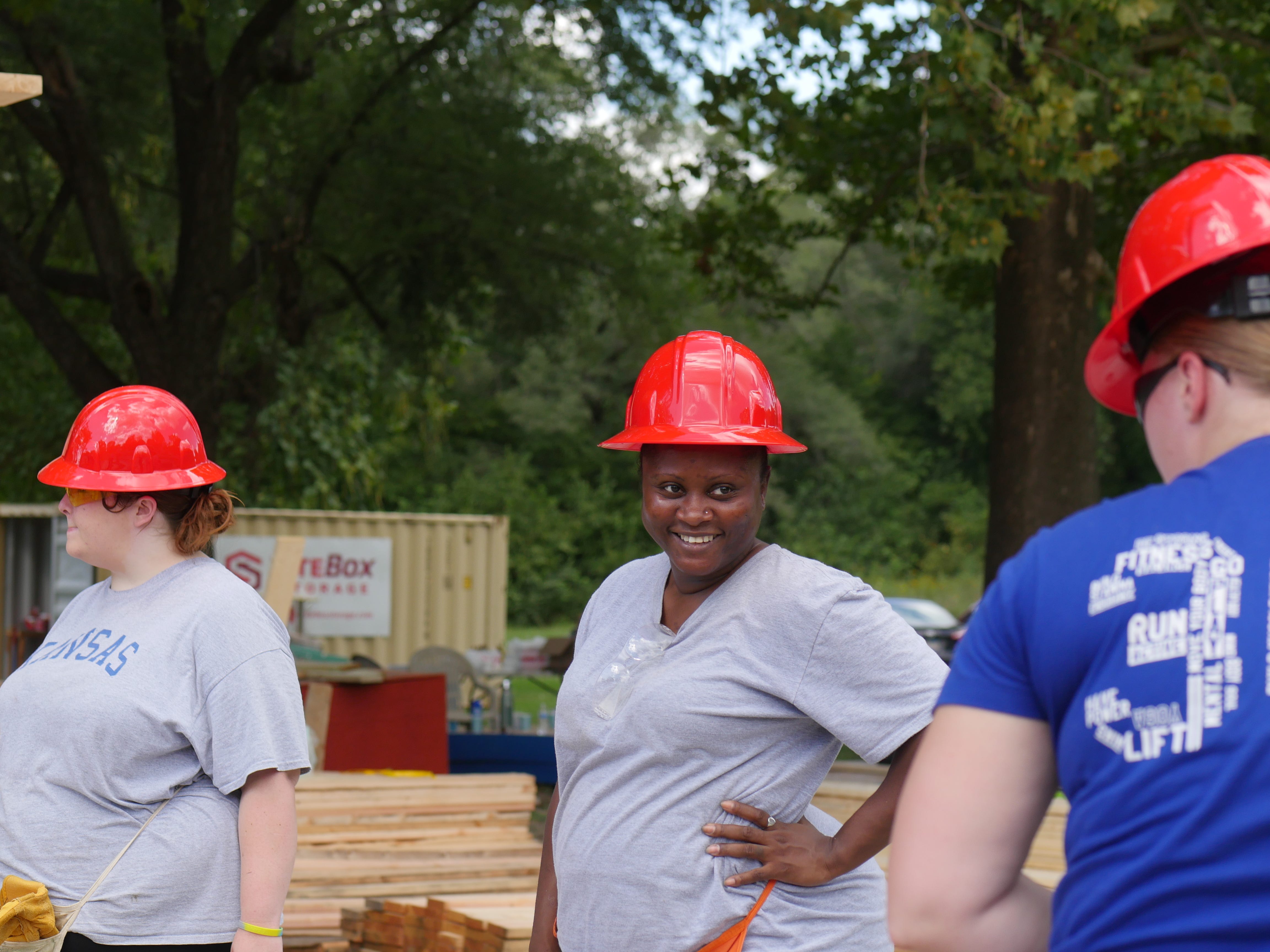 delta-sigma-pi-helps-a-local-family-build-a-home-ku-business-medium