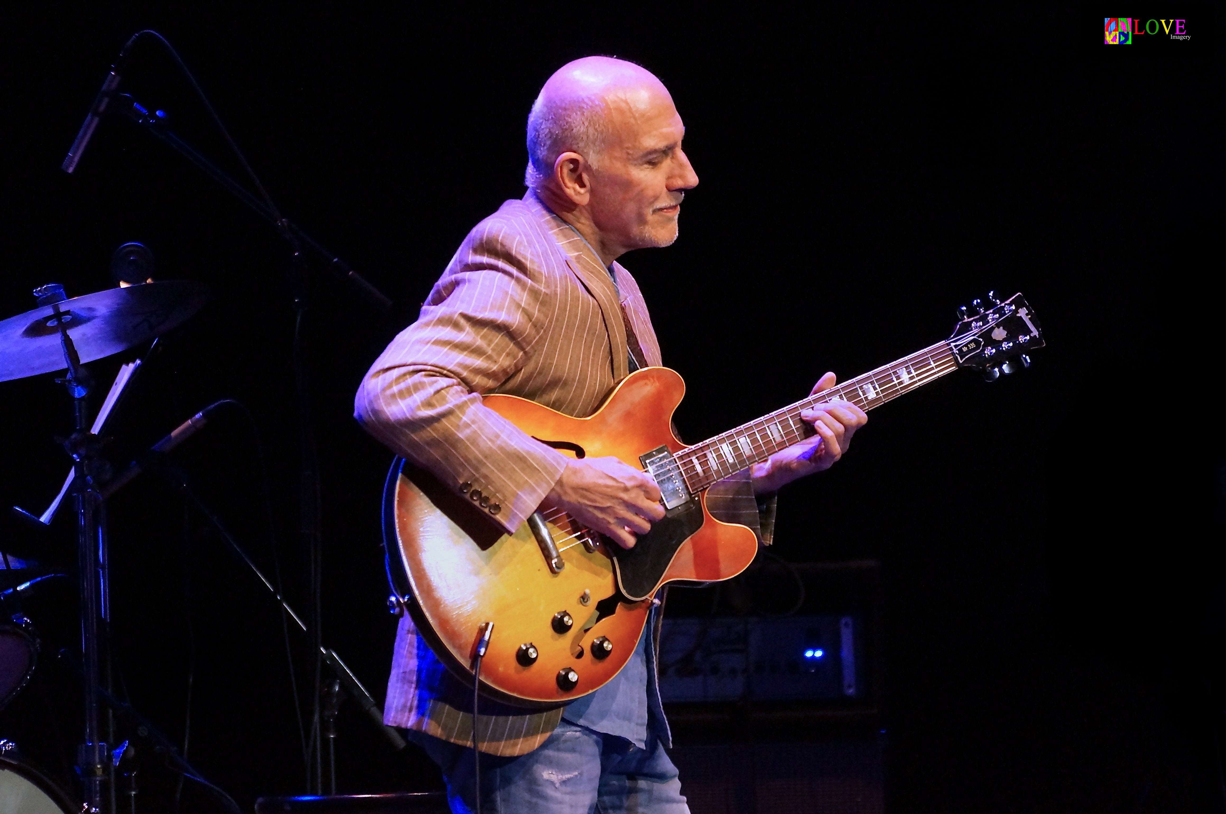 “Two Truly Amazing Guitarists!” Larry Carlton and John Pizzarelli LIVE