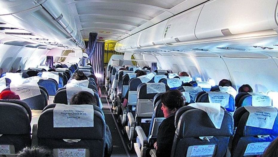 El equipaje de mano para el avión | by Sutra Tours | Medium