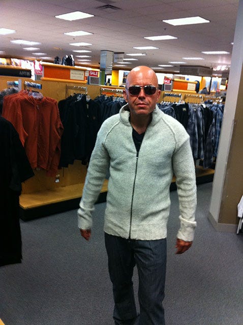 Boyfriend As Marc Anthony 