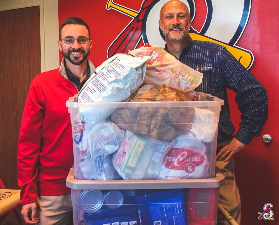 Cardinals Thanksgiving food drive brings in 313 meals for ...