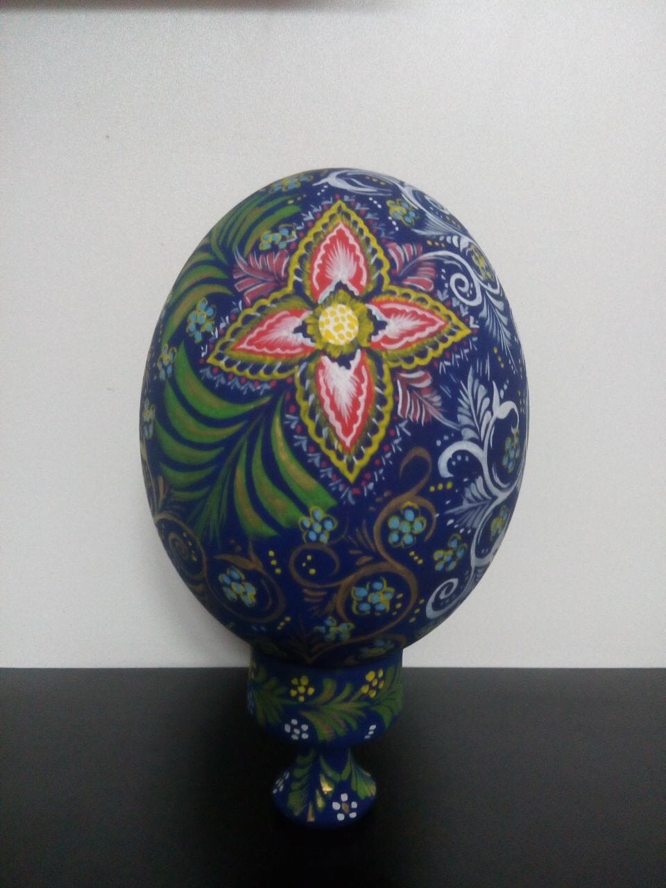 Painted Ostrich Egg Shell Natural Grade A With A Stand