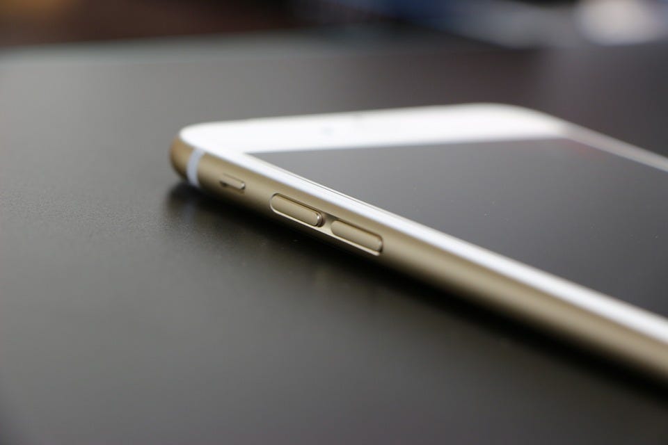 My Quest To Run A 1000 Person Company From An Iphone By Ryan Holmes Startup Grind Medium My Quest To Run A 1000 Person Company From An Iphone By Ryan Holmes Startup Grind Medium