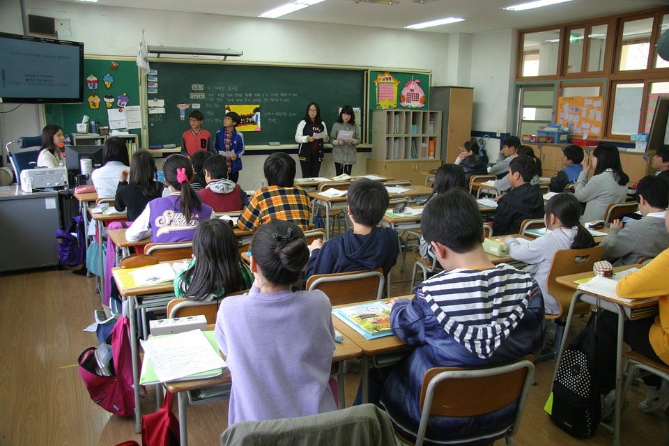 Should Your Child S School Consider Stand Up Desks In The Classroom