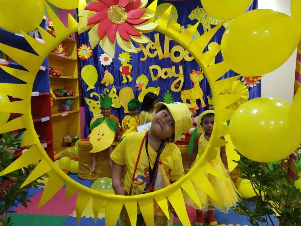 The Students Of Sharda Vidyalaya Celebrated Yellow Day In The School Premises By Sharda Vidyalaya Medium