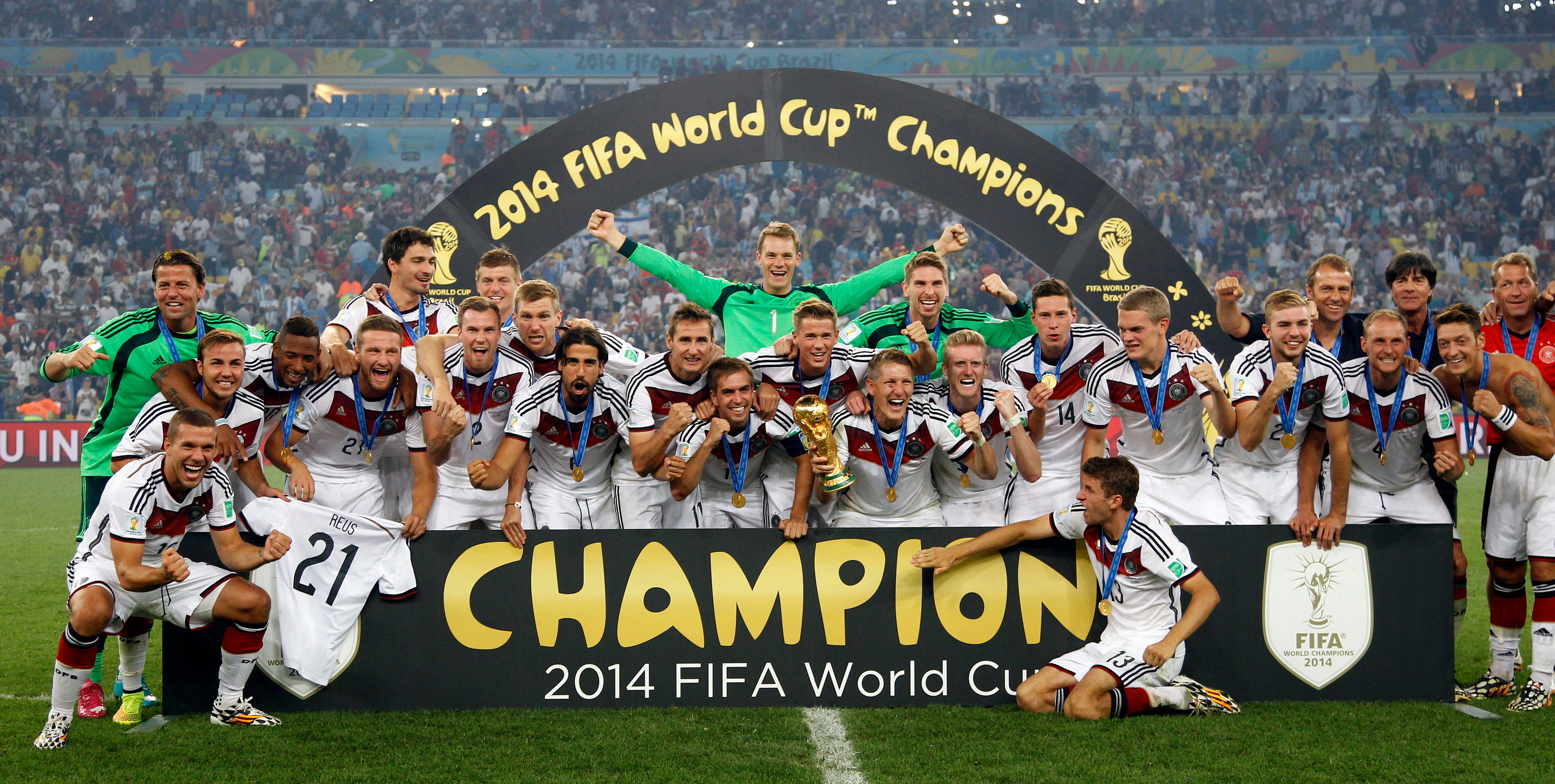 How The German National Team Solved Its Social Problem