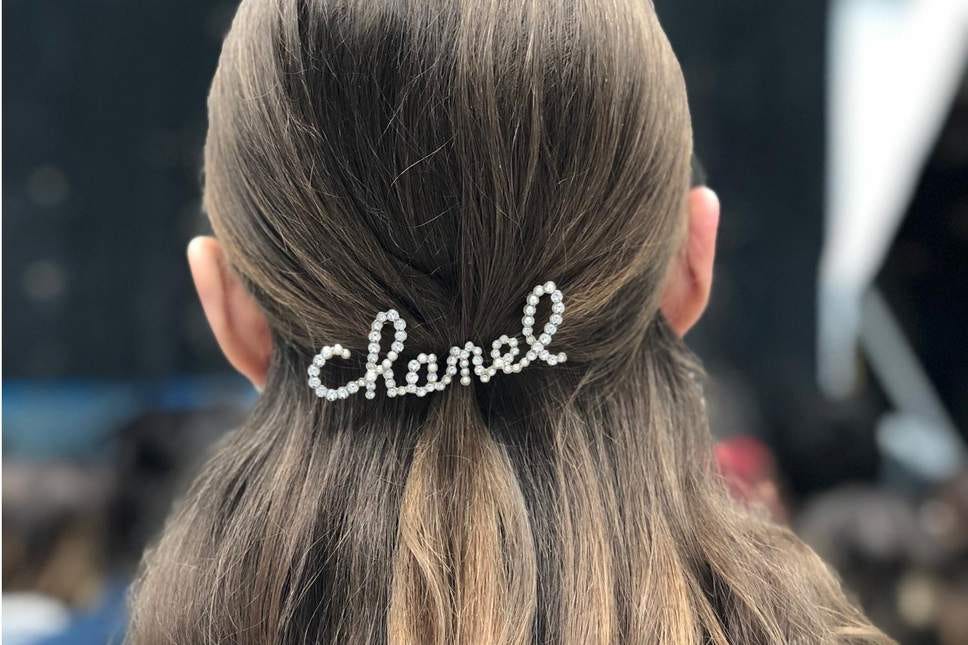 In Addition To Chanel There Are Still Many Pearl Pins