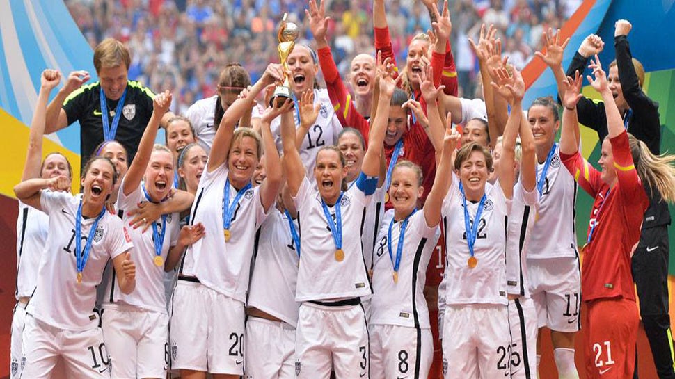 The Women S World Cup Demonstrates The Pay Gap Between Men And Women By Smartgirls Staff Amy Poehler S Smart Girls