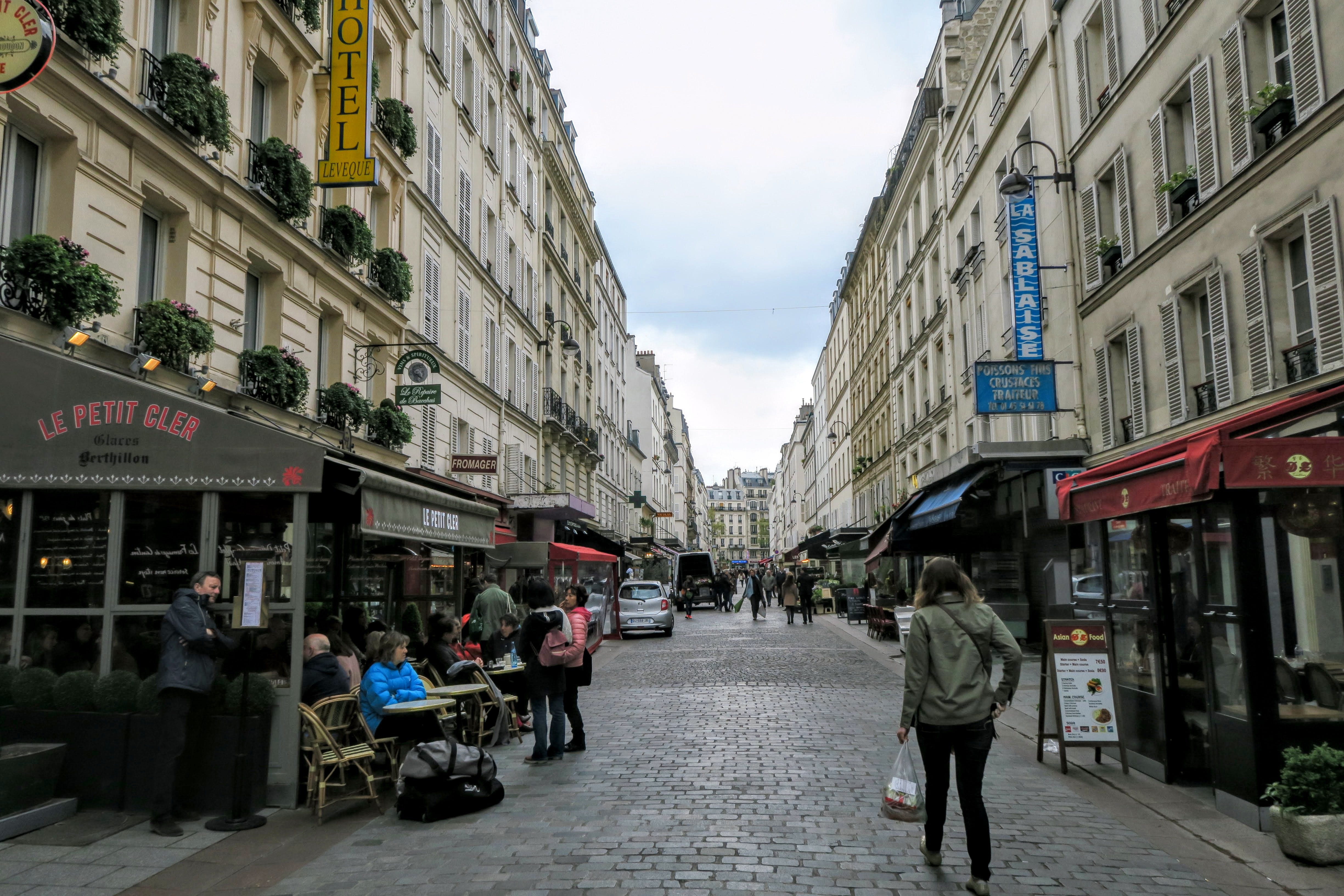 Experience Paris Like A Local With Your Own Picture Perfect Pied A