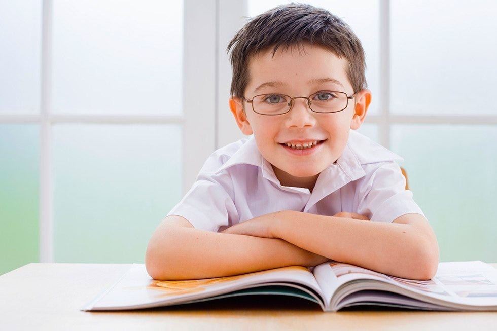 Things Keep In Mind While Buying Eyeglasses For Your Kids