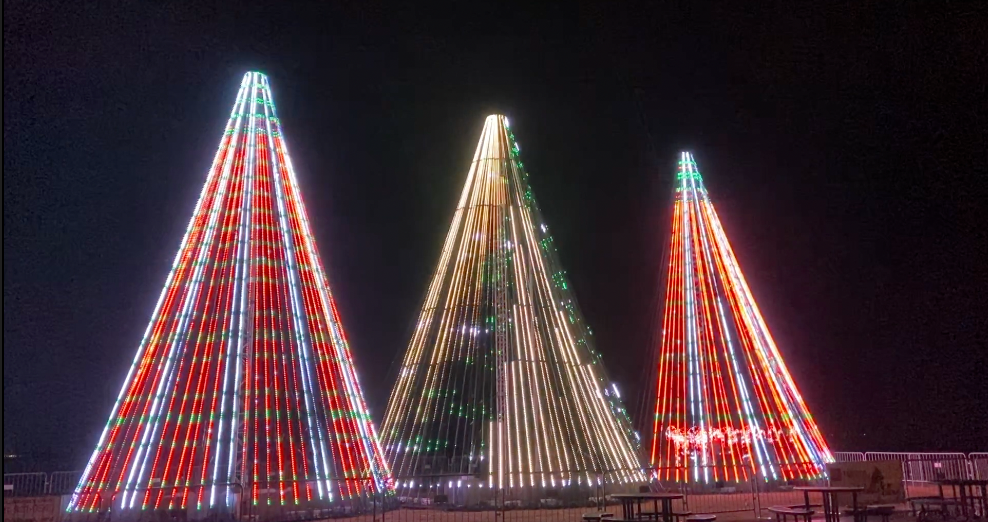 The Annual Magic of Lights Display at Jones Beach Makes for a Family