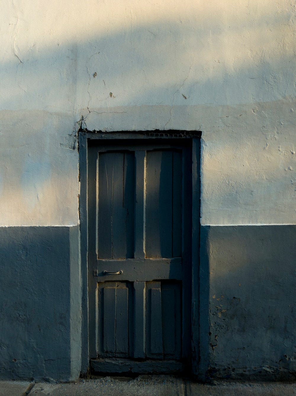 A picture of a door to showcase how the lighting makes the panels appear raised and inset.