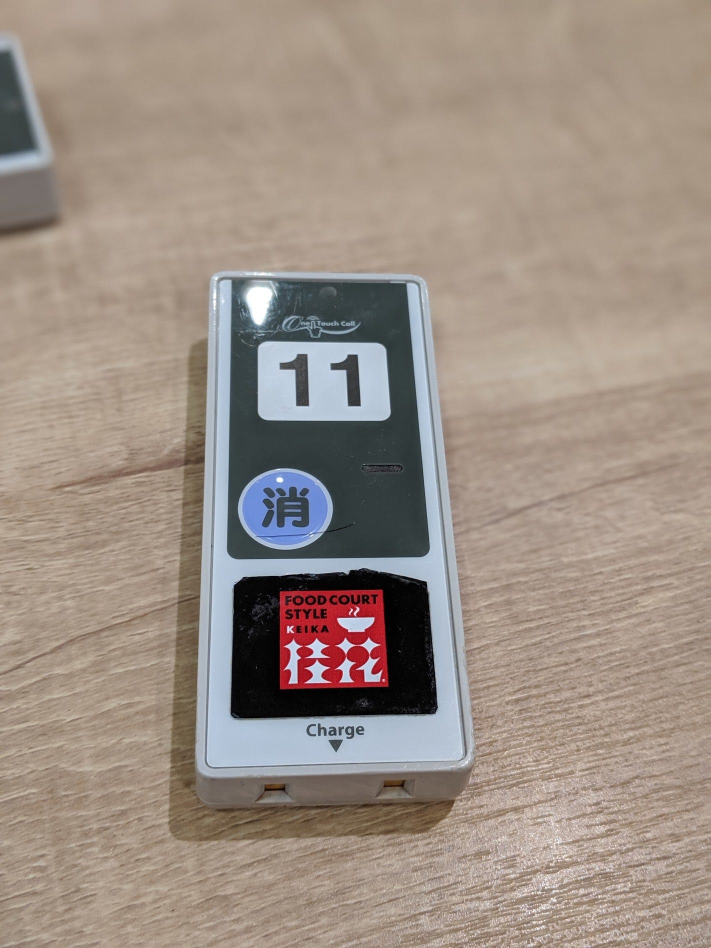 北九州自由行 桂花拉麵與柯南碳酸飲料 結束了上午熊本熊部長辦公室參訪活動 時間也接近中午 By Ddsakura Medium