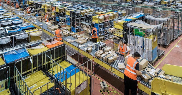 00italy amazon1 facebookjumbo