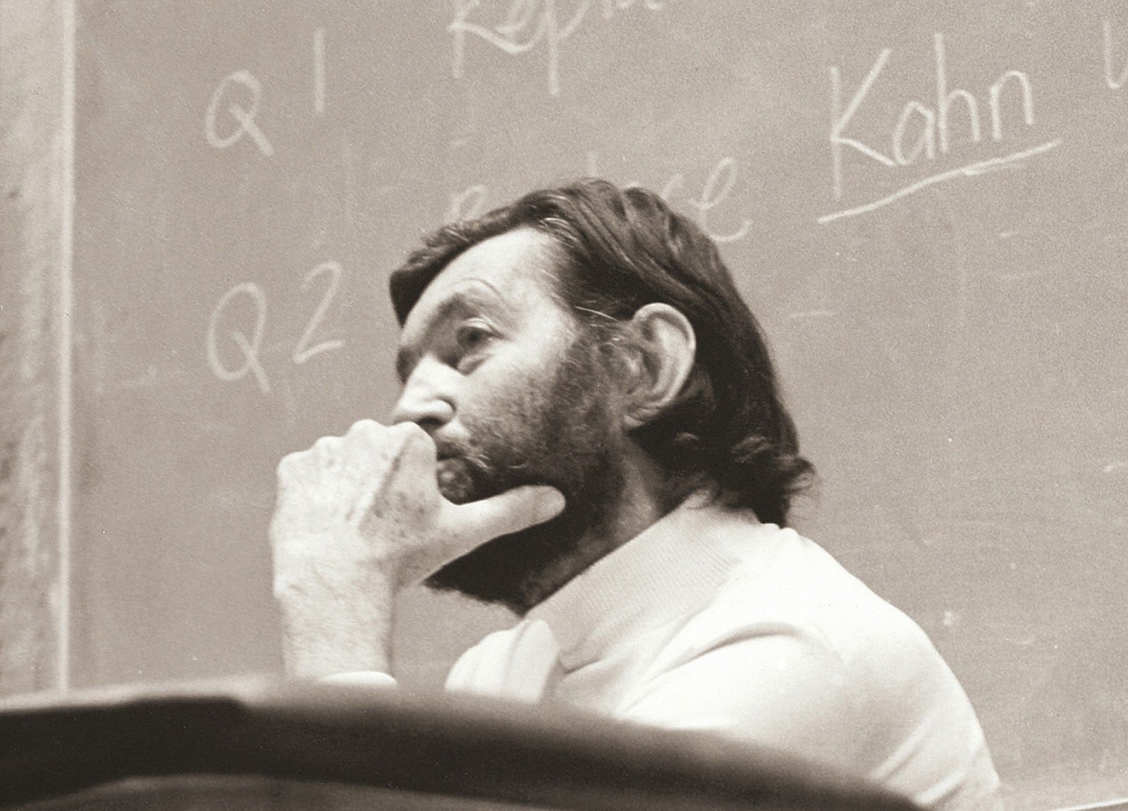 Clases de literatura', de Julio Cortázar | by El Buscalibros | El  Buscalibros