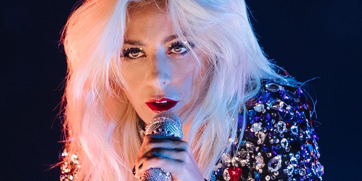 Lady gaga streaming social