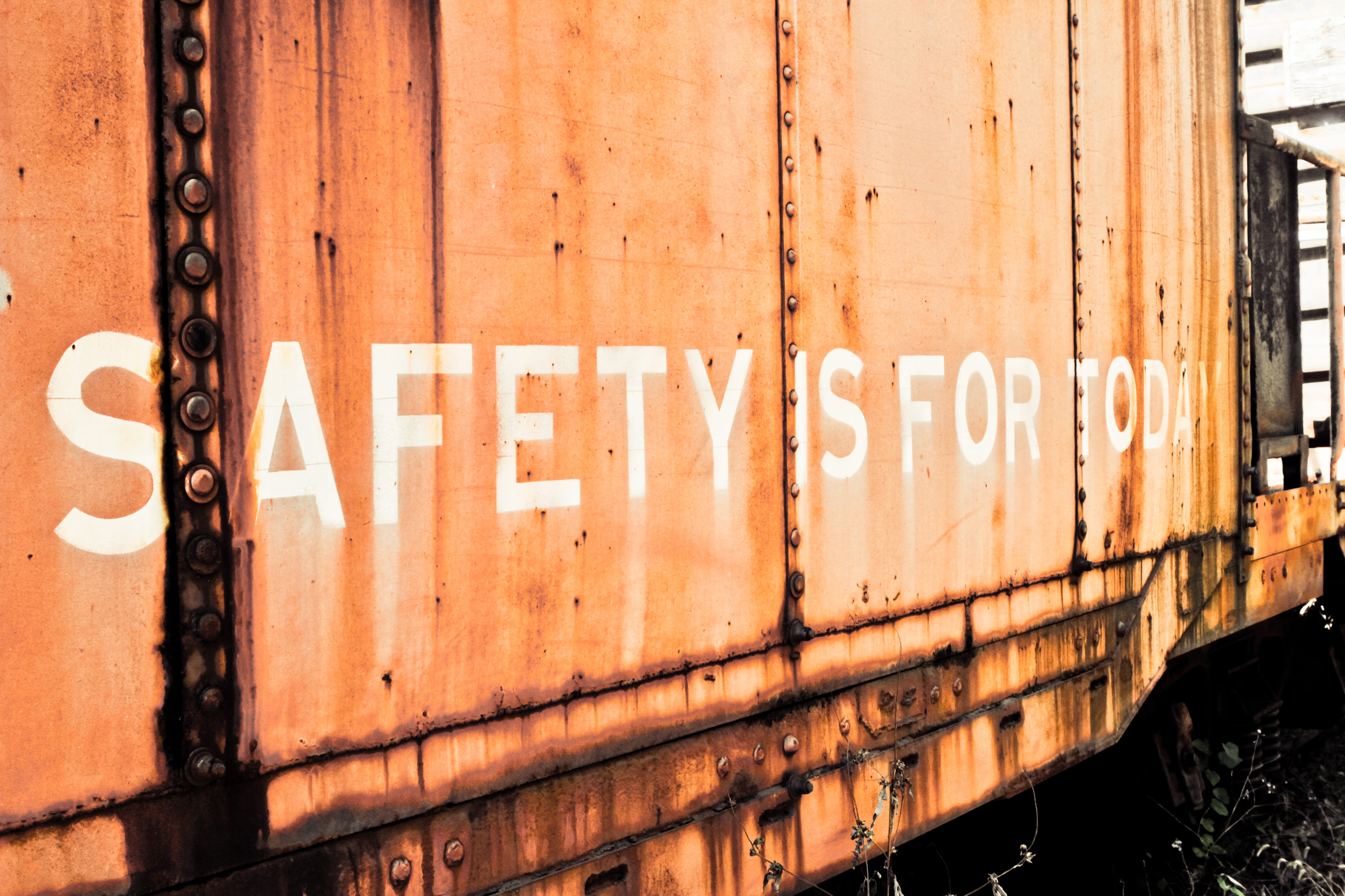Haskell Safety. A Quick Take on Haskell’s Strengths and… | by Rebecca Skinner | The Pragmatic Programmers | Jul, 2022... 