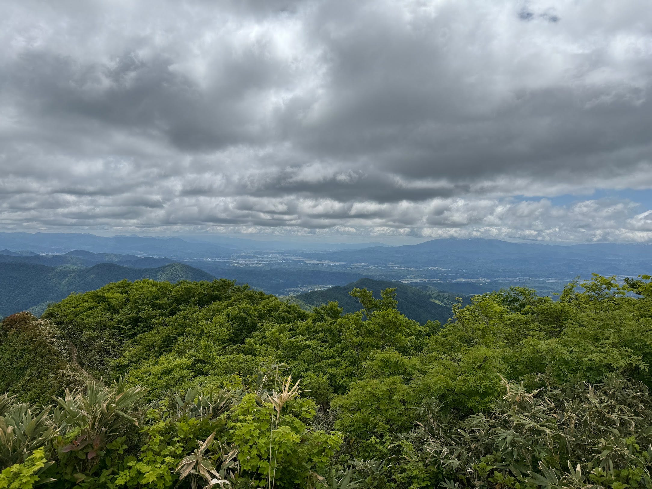 100 Famous Mountains of Yamagata Peaks | by Kiwi Yamabushi | Japan