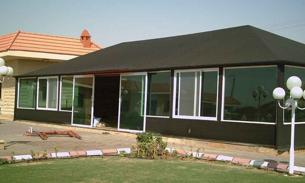 Hair tent houses