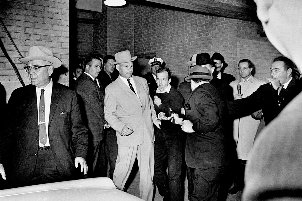 Lee Harvey Oswald Shot By Jack Ruby | by On This Date, Some Years Back |  OTDSYB | Medium