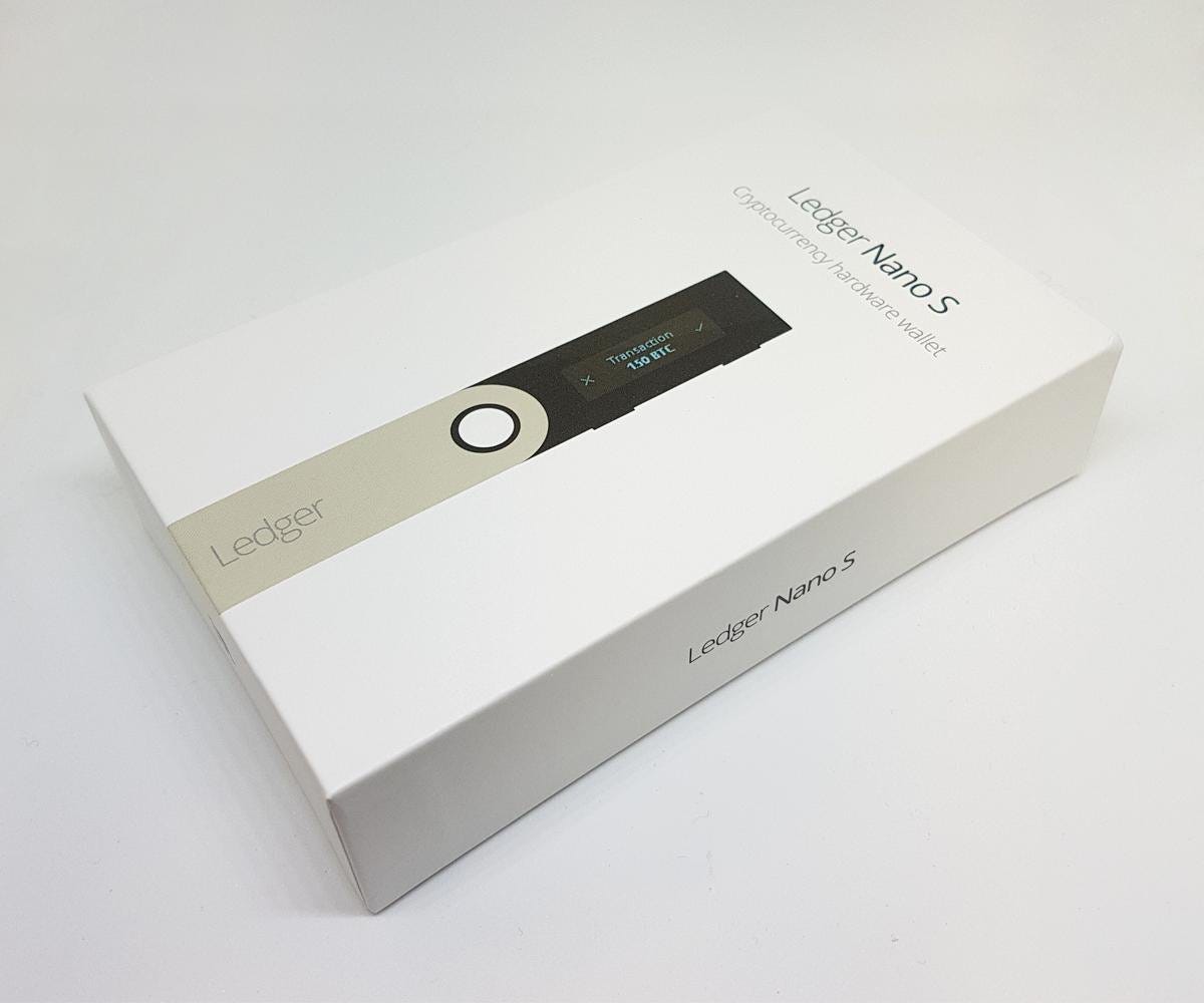 Ledger Nano S Hardware Wallet. Computers and mobile phones are… | by Casey  Blanche | Medium
