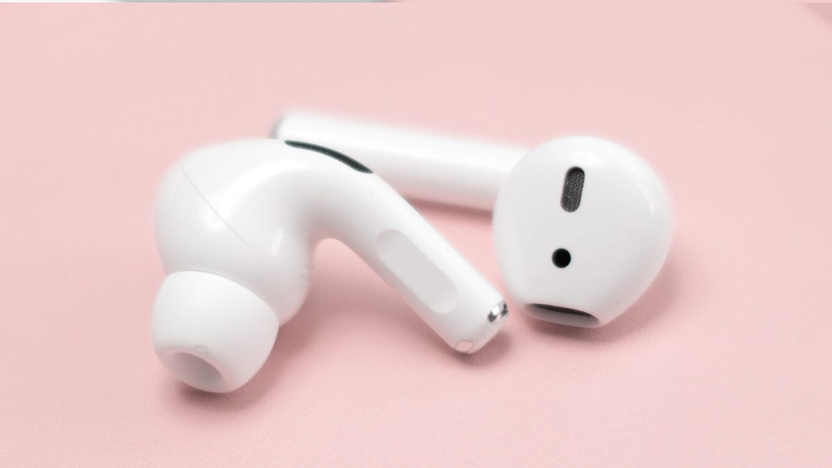 Potential Headaches from Using Airpods: How to Avoid Discomfort