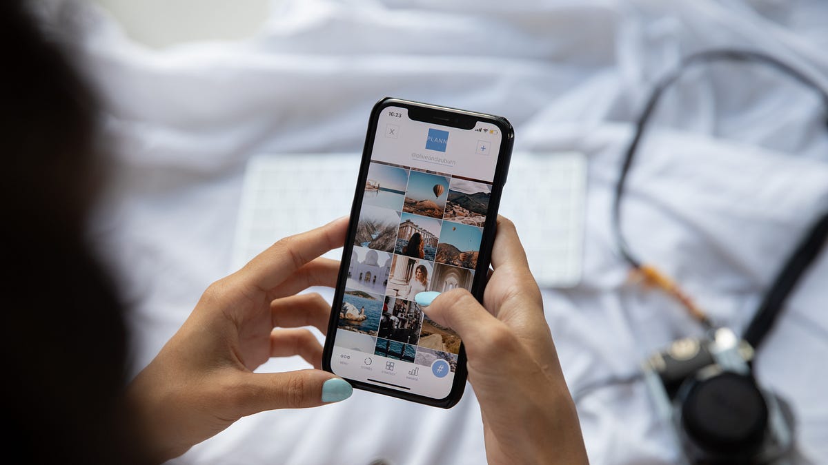 Image of: A Super Easy Way to Disrupt Your Phone Addiction