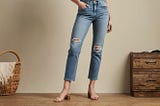 Levis-Ribcage-Straight-Ankle-1