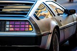 E se você tivesse um DeLorean, para onde iria?