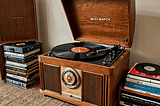 Magnavox-Record-Player-1