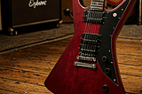 Epiphone-Explorer-1