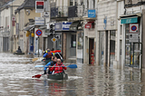 European banks fight rising gas prices: customers get a boat when they open a new account