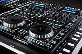 Pioneer-Dj-Controller-1