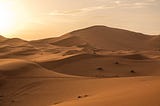 Picture of a desert on a bright and sunny day