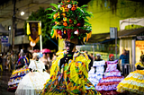 Tradição do negrume do Maracatu versus demanda social