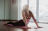 7 Health Benefits of Yoga (Just) For Women that make Life Easy