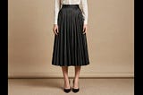 Black-Pleaded-Skirt-1
